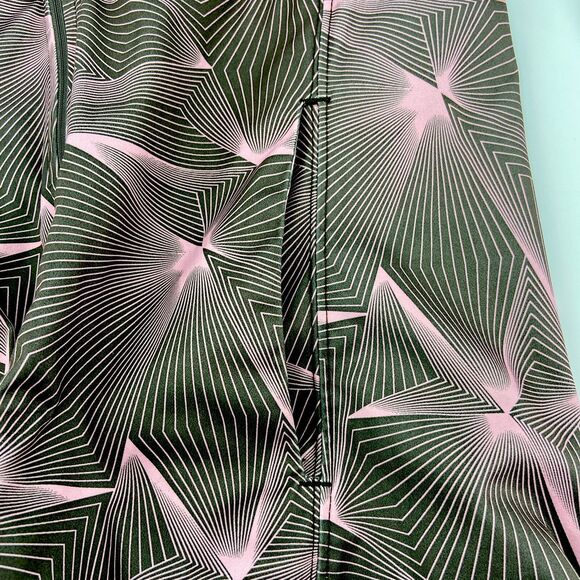 Helly Hansen Raincoat Softshell Jacket Sz S Petite Hooded 3 Layer Pink Gray - Picture 6 of 11